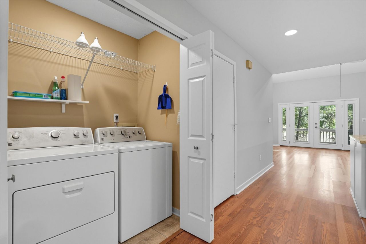 198 River Breeze Drive Photo 19