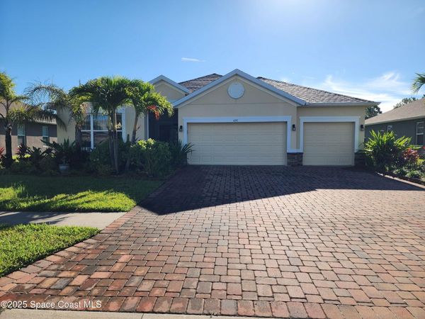 676 Stonebriar Drive SE, Palm Bay, FL 32909