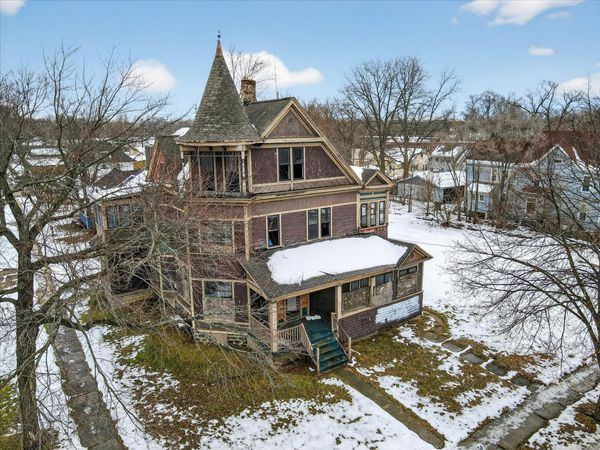 836 W North Street, Kalamazoo, MI 49007