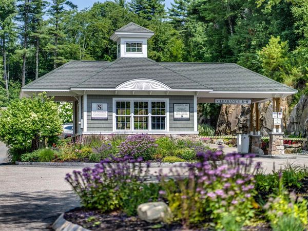 37 Stern Castle, Unit 33, Laconia, NH 03246