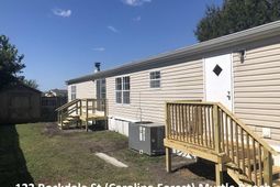 122 Rockdale St. photo 4