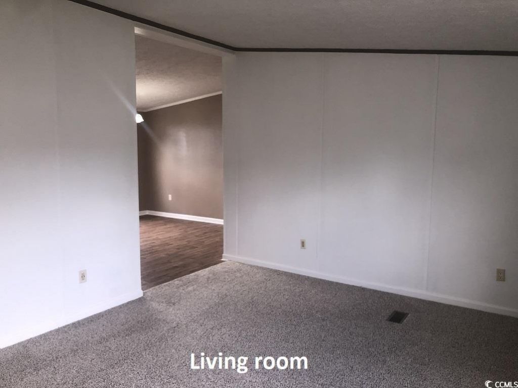 122 Rockdale St. Photo 9