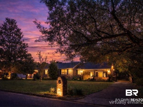 6421 Angela Court, Mobile, AL 36695