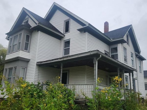 37 North Street, Hartland, ME 04943