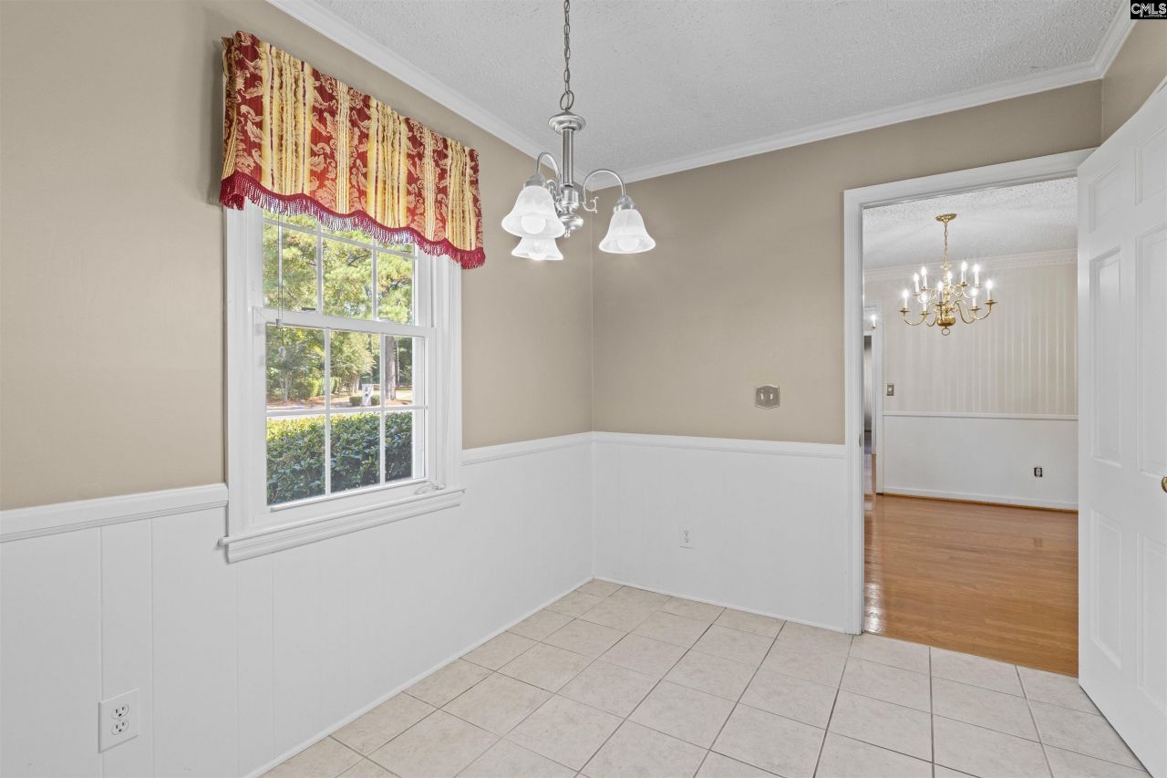 816 Kinlock Court Photo 11