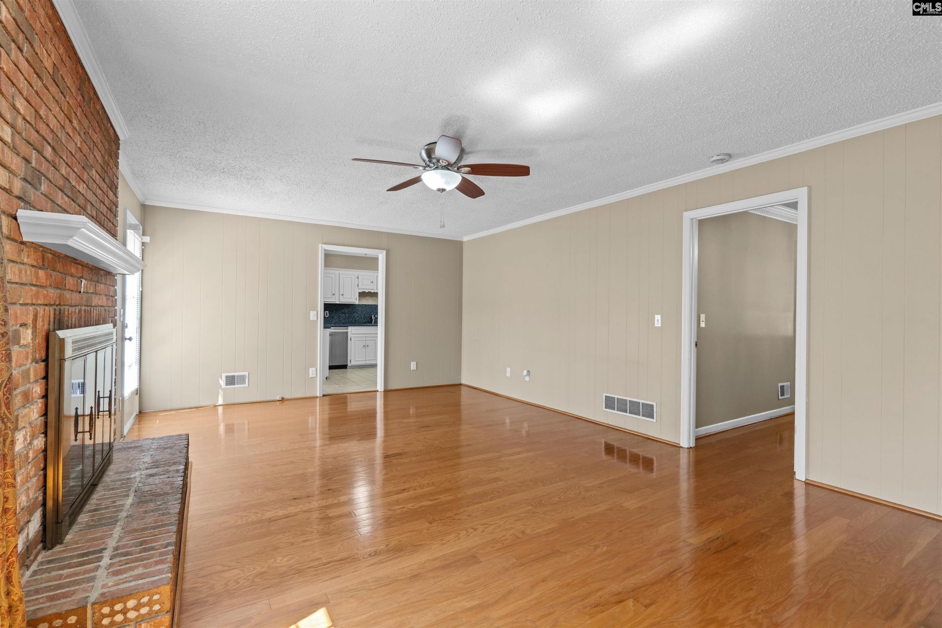 816 Kinlock Court Photo 12