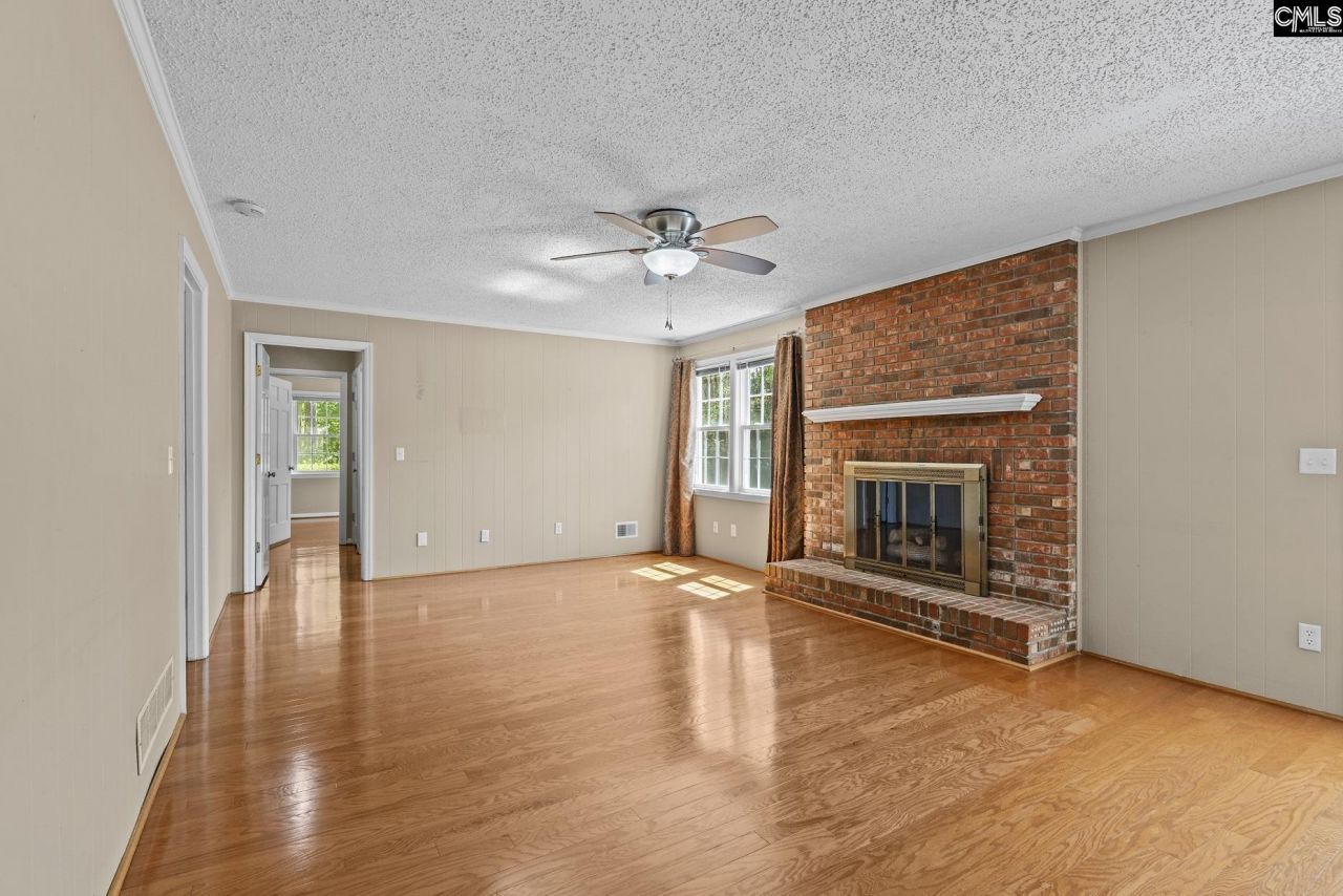 816 Kinlock Court Photo 17