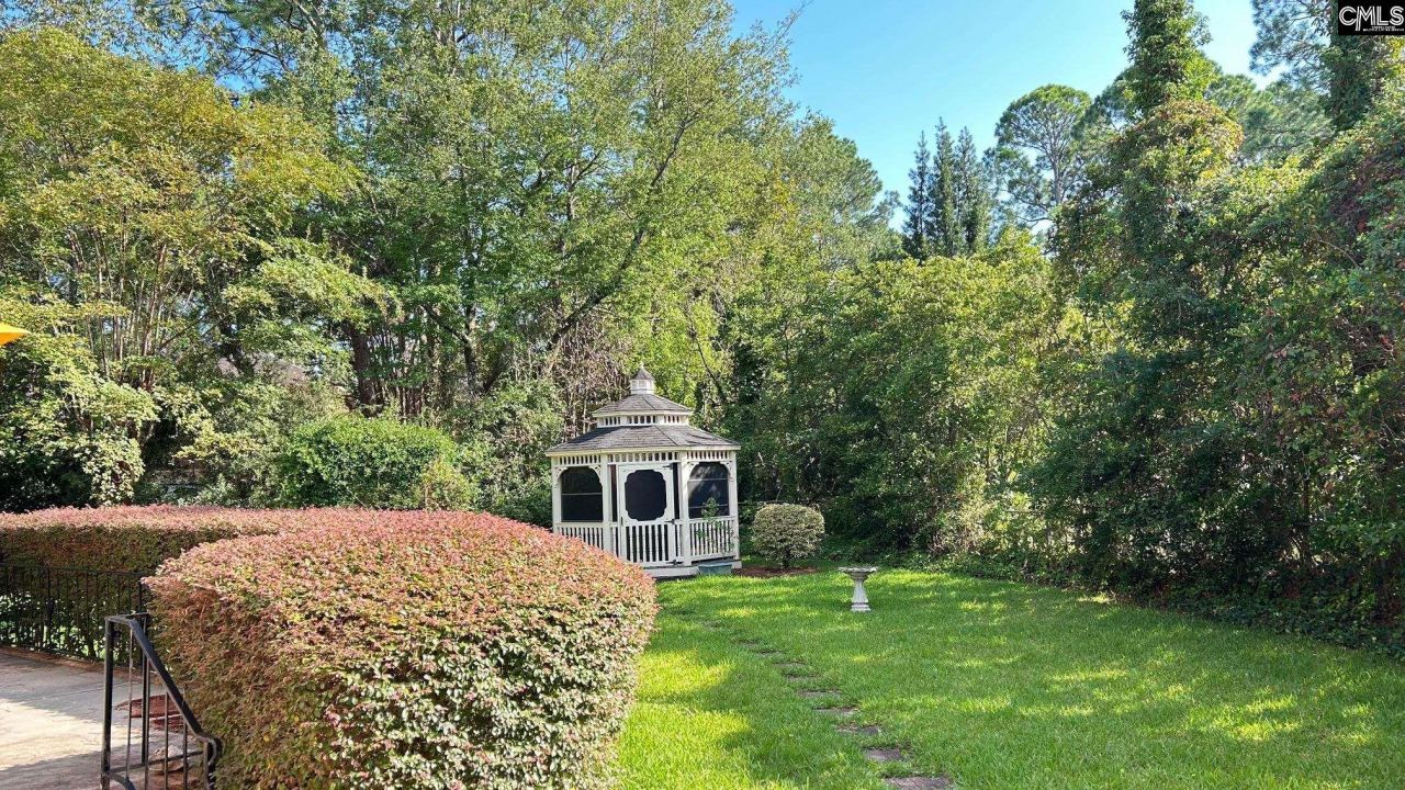 816 Kinlock Court Photo 29