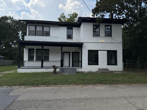 1035 N 31st St, Baton Rouge, LA 70802