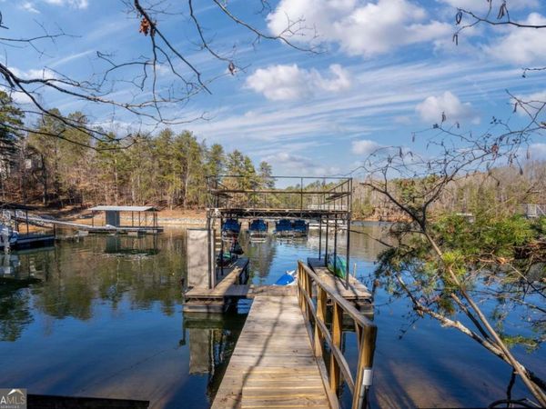 3551 Monroe Circle, Gainesville, GA 30506