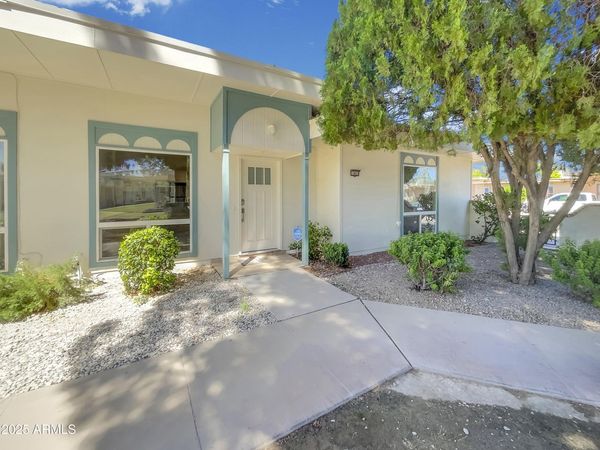 13433 N EMBERWOOD Drive, Sun City, AZ 85351