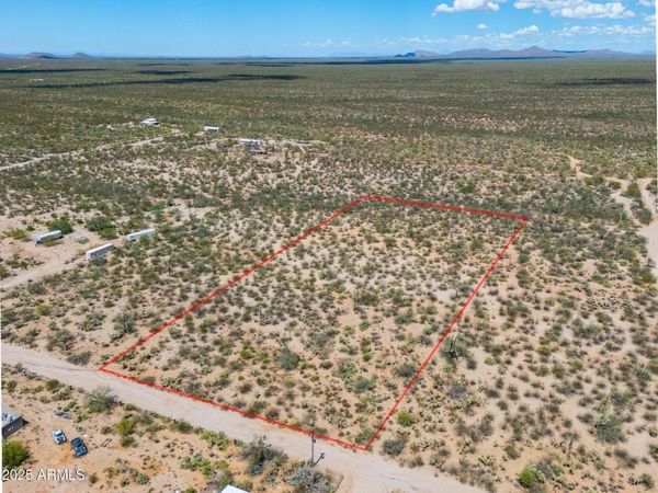 E Loxia Drive, Unit B, Saddlebrooke, AZ 85739
