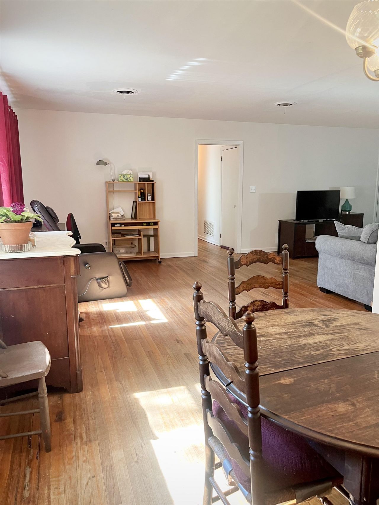 2213 Mendoza, Tallahassee, FL 32304 Photo