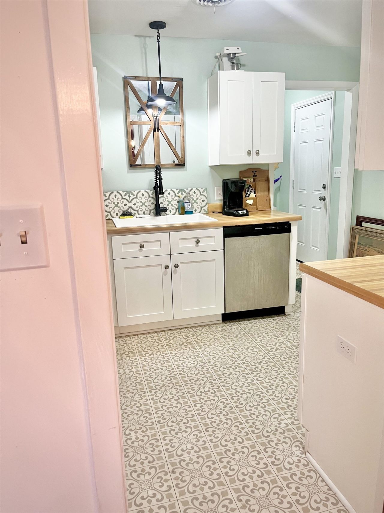 2213 Mendoza, Tallahassee, FL 32304 Photo