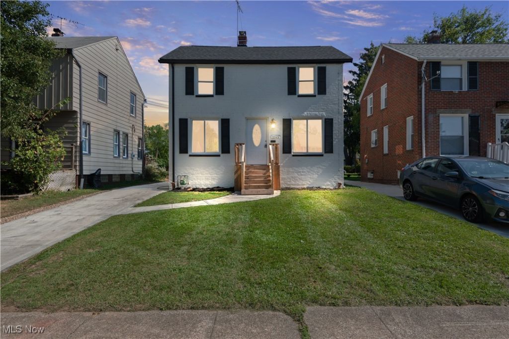 4329 W 131st Street, Cleveland, OH 44135 Main Photo