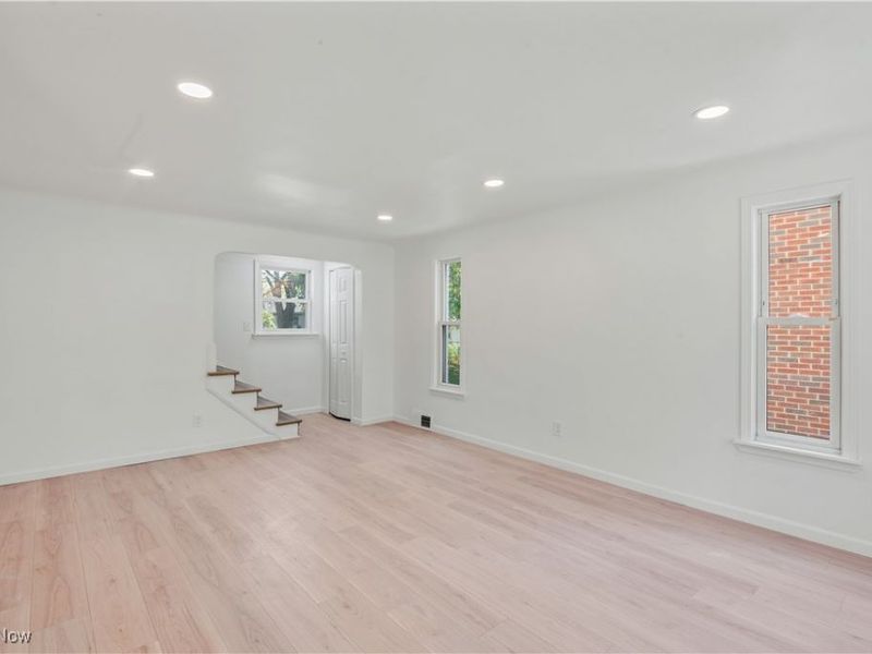 4329 W 131st Street, Cleveland, OH 44135 Photo 3