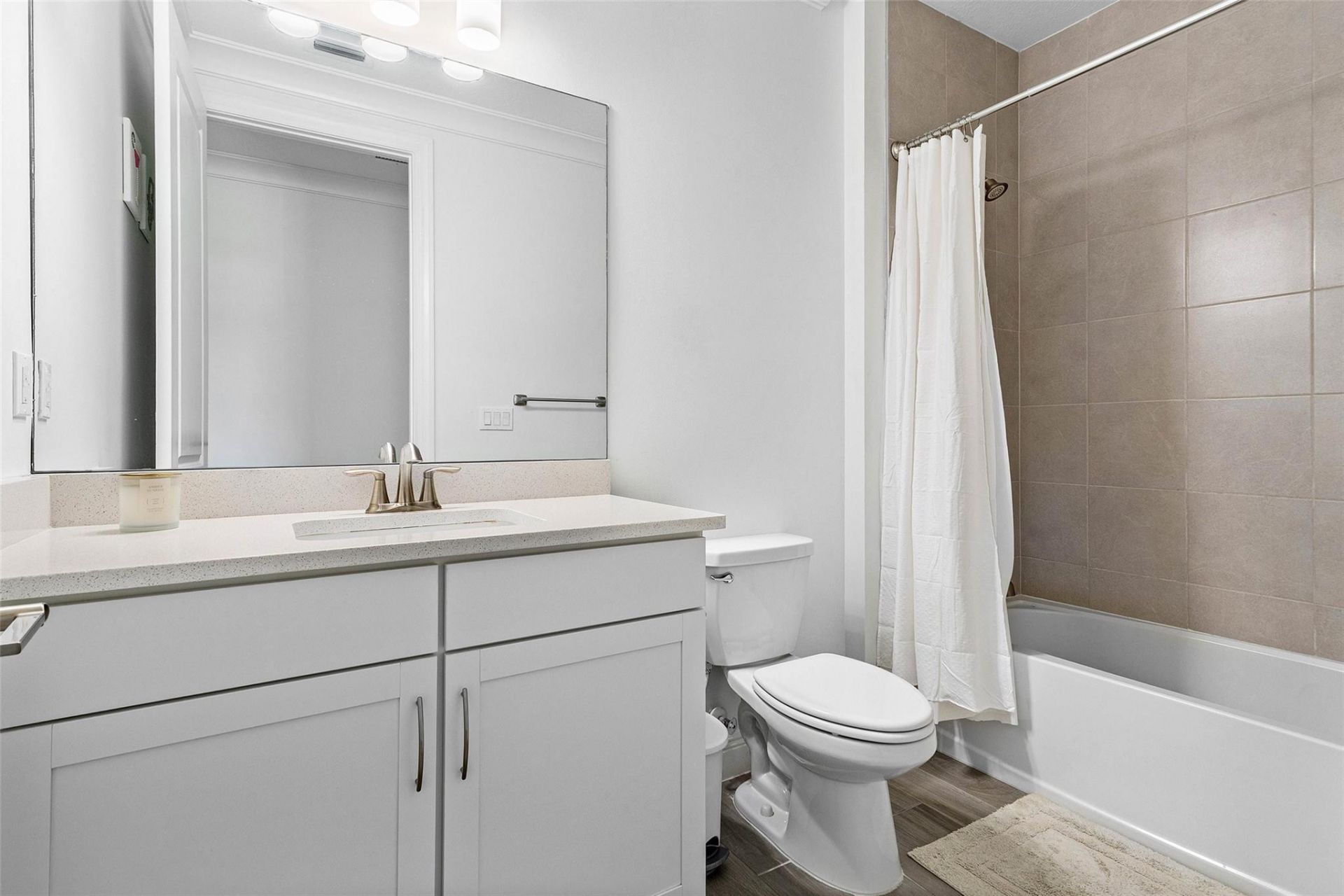 8760 E Baypoint Circle, Parkland, FL 33076 Photo