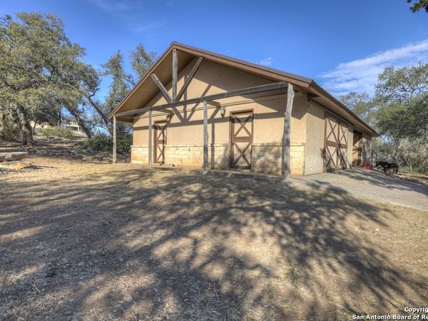 1022 Ranger Rdg, New Braunfels, TX 78132