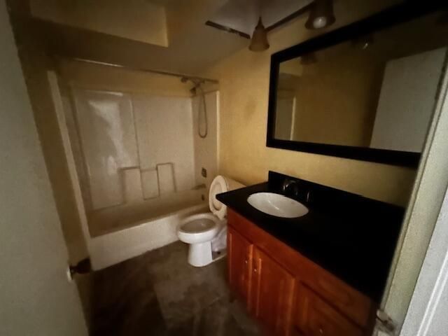 203 Canterbury Drive W, Riviera Beach, FL 33407 Photo