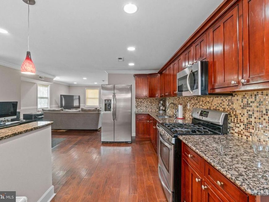 5711 Narcissus Avenue, Baltimore, MD 21215 Main Photo