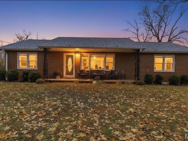 908 Randolph Street, Glasgow, MO 65254