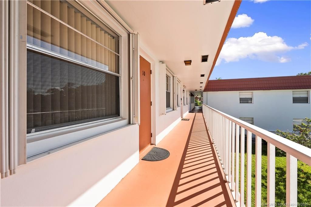 2600 SE Ocean Boulevard, Unit Z10, Stuart, FL 34996 Photo