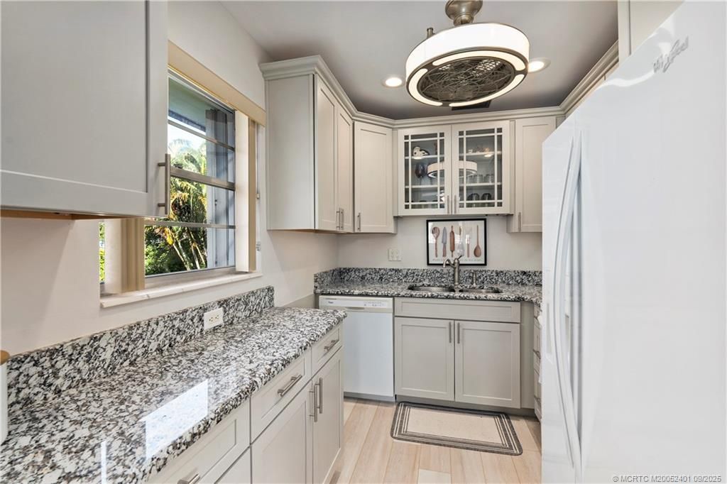 2600 SE Ocean Boulevard, Unit Z10, Stuart, FL 34996 Photo