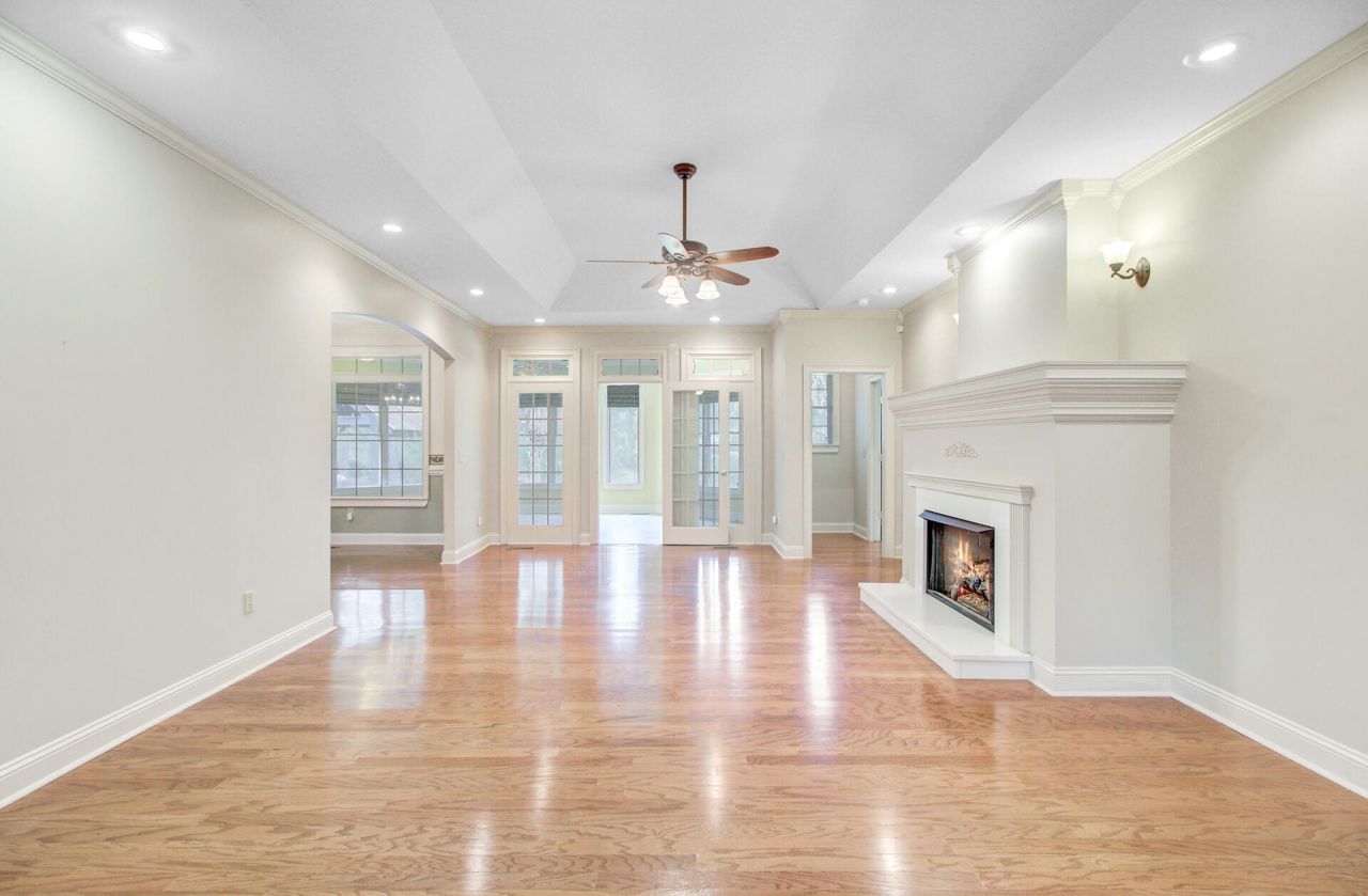 101 Fairway Court Photo 14