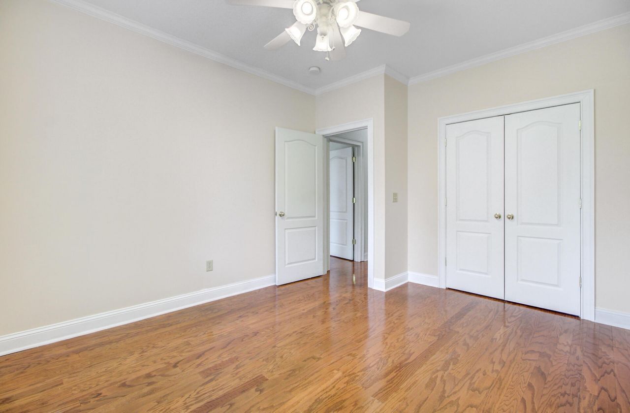 101 Fairway Court Photo 33