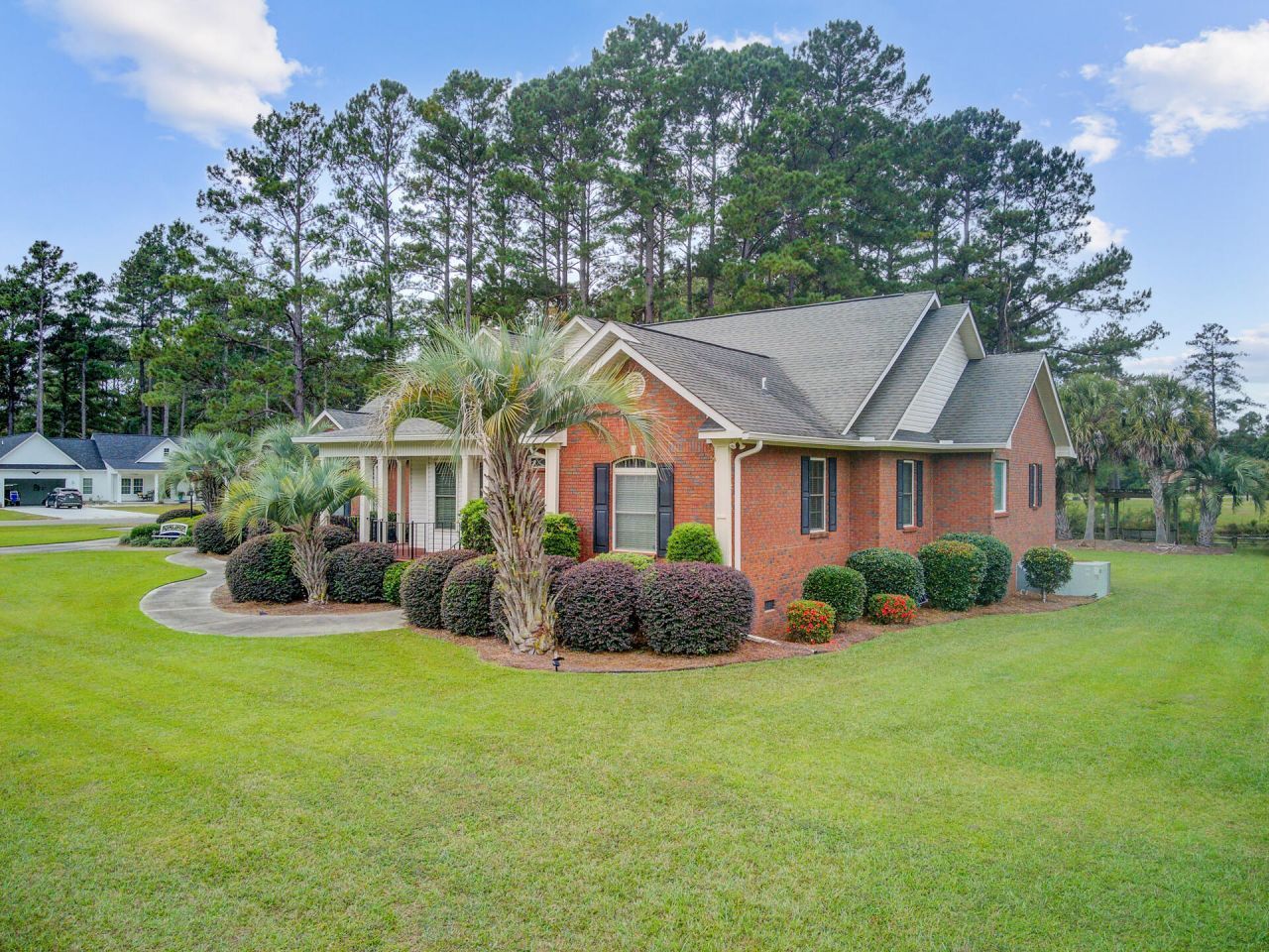 101 Fairway Court Photo 5