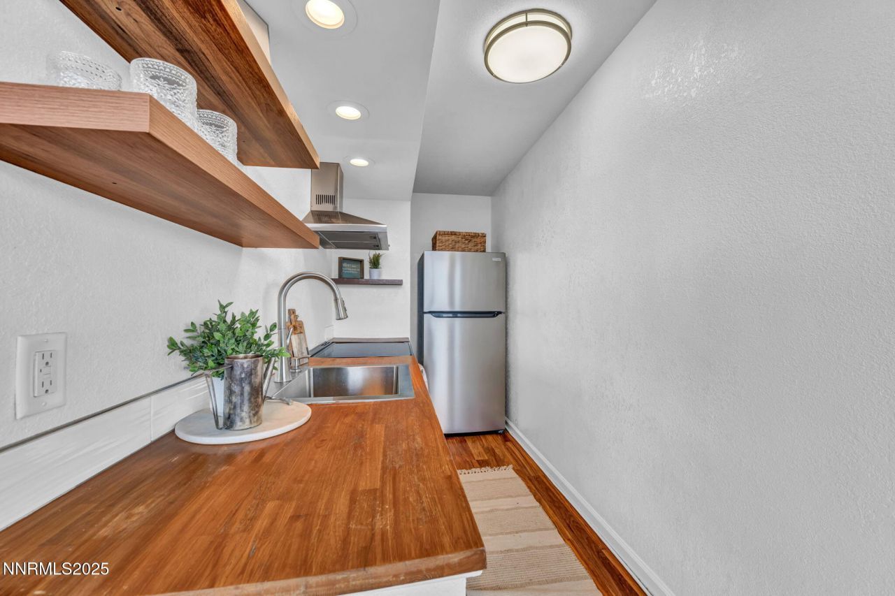 100 N Arlington Avenue, Unit 22C, Reno, NV 89501 Photo