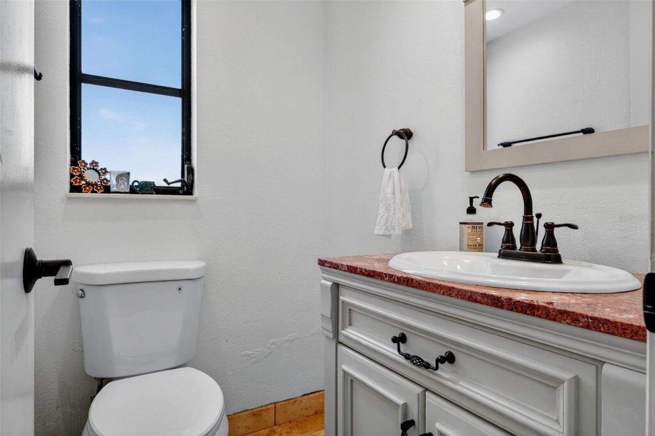 1835 Serpentine Drive S, Saint Petersburg, FL 33712 Photo