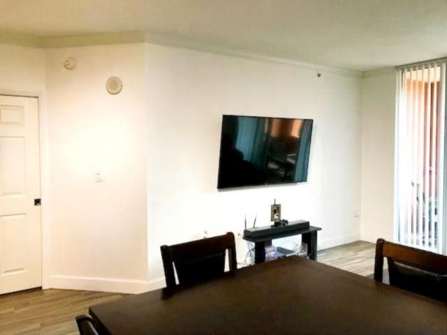 2000 N Bayshore Drive, Unit 308, Miami, FL 33137 Photo