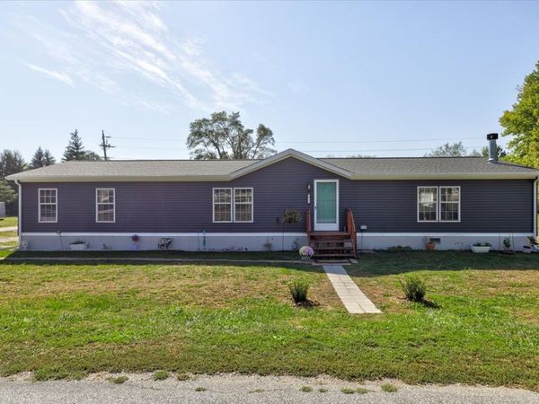 311 W 3rd Street, Bouton, IA 50039