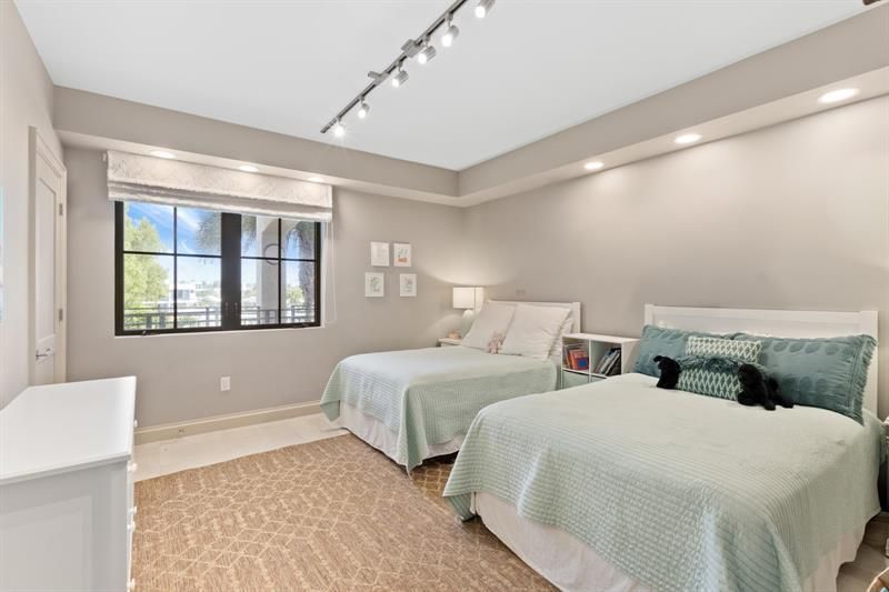 1532 SE 12th Street, Unit 302, Fort Lauderdale, FL 33316 Photo