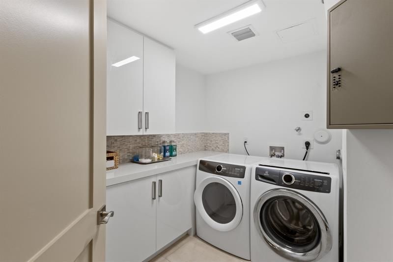 1532 SE 12th Street, Unit 302, Fort Lauderdale, FL 33316 Photo