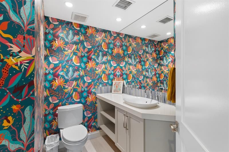 1532 SE 12th Street, Unit 302, Fort Lauderdale, FL 33316 Photo