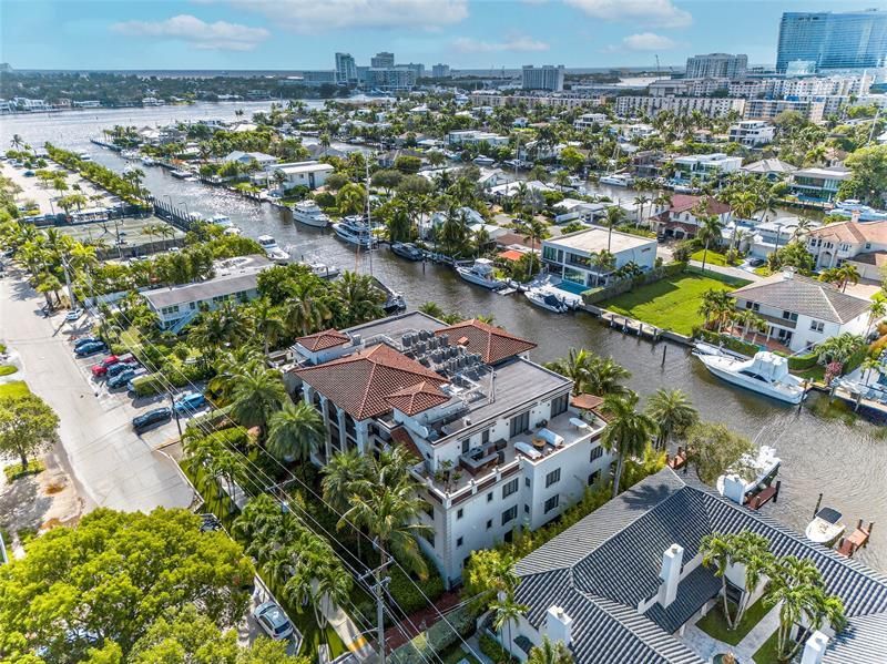 1532 SE 12th Street, Unit 302, Fort Lauderdale, FL 33316 Photo