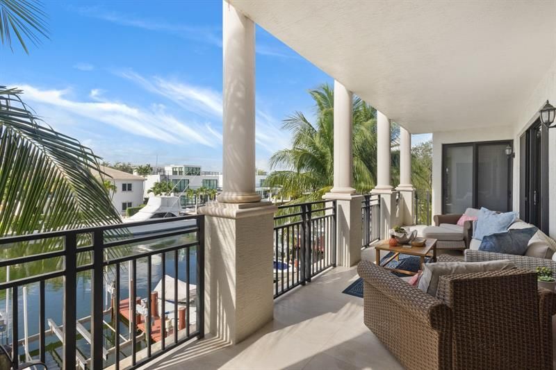 1532 SE 12th Street, Unit 302, Fort Lauderdale, FL 33316 Photo