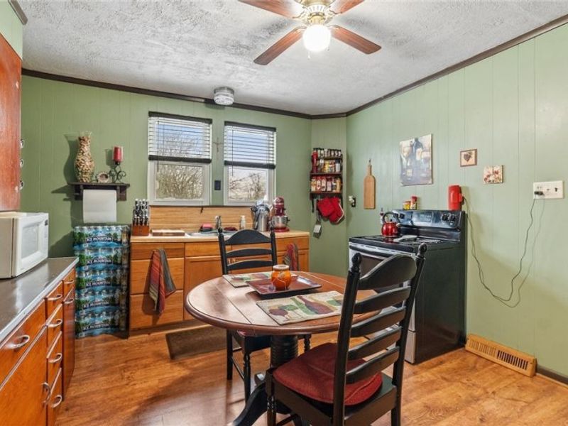 5446 Lincoln Highway, Crestline, OH 44827 Photo 5