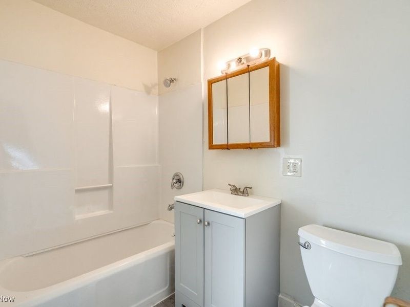 485 Allyn Street, Akron, OH 44304 Photo 14