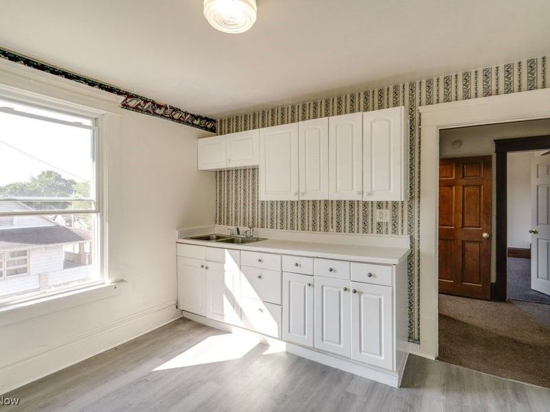 485 Allyn Street, Akron, OH 44304 Photo 24