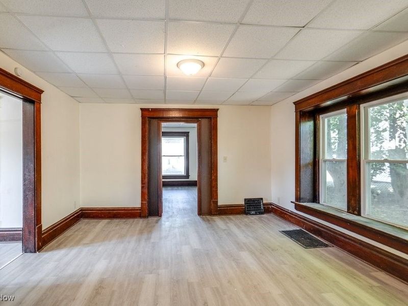 485 Allyn Street, Akron, OH 44304 Photo 3