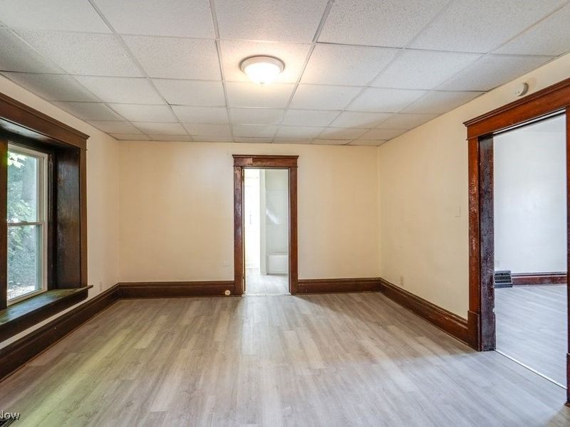 485 Allyn Street, Akron, OH 44304 Photo 4