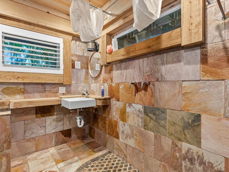 Property Image 79