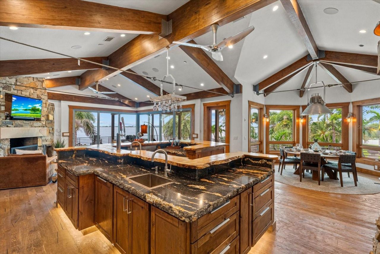 10216 46th Avenue W, Bradenton, FL 34210 Photo