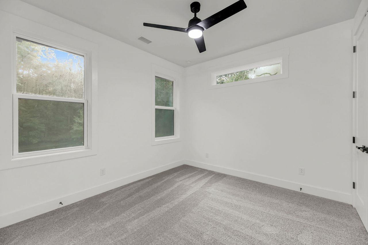 1195 Michelle Lane Photo 24