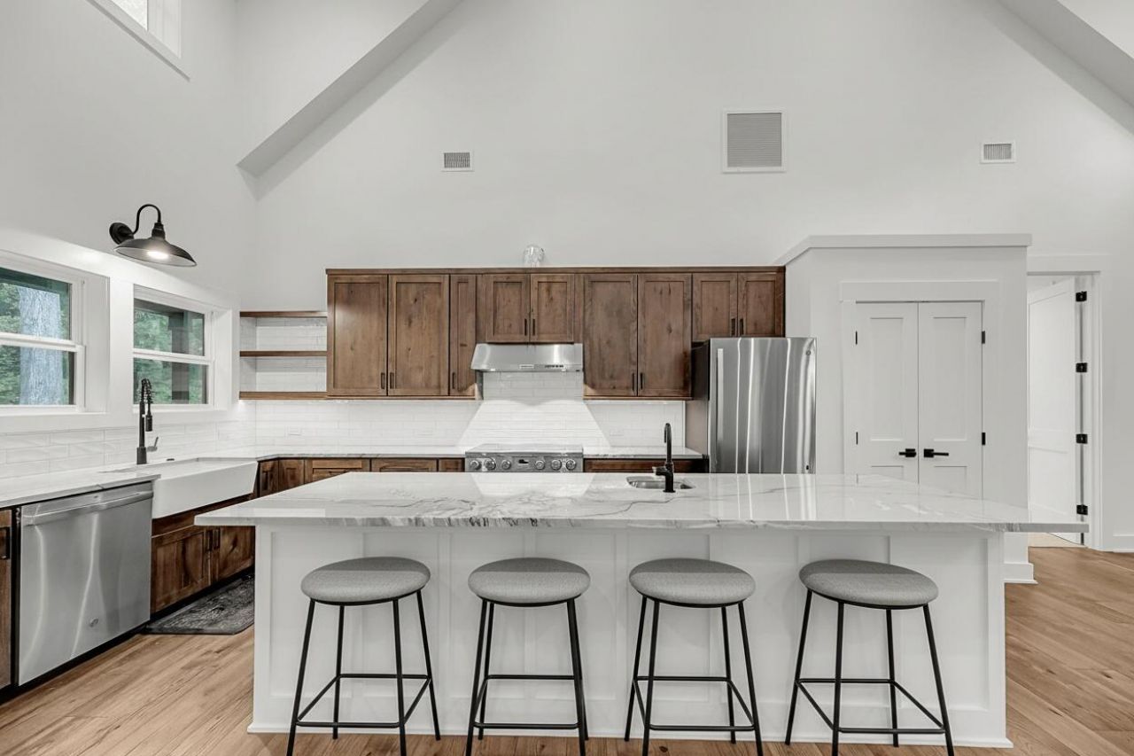 1195 Michelle Lane Photo 6