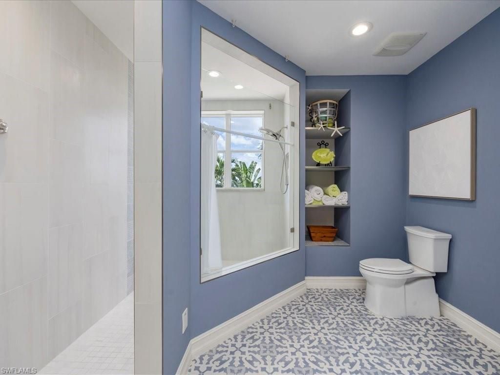 9566 Gulf Shore Dr, Unit 102, Naples, FL 34108 Photo