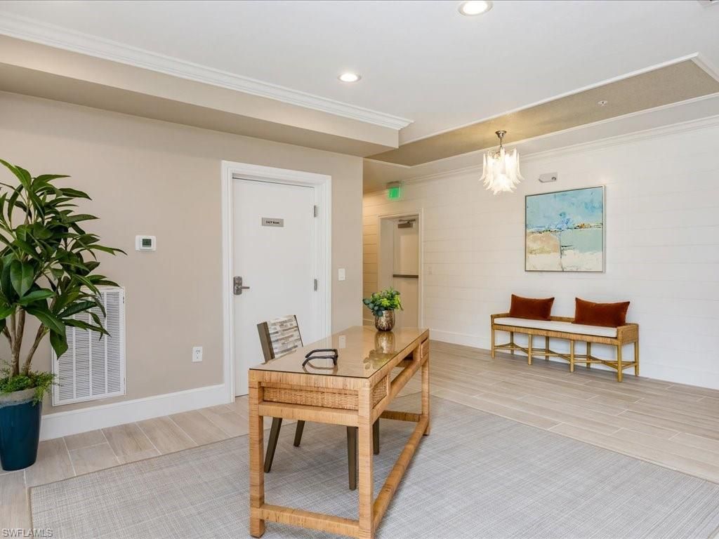 9566 Gulf Shore Dr, Unit 102, Naples, FL 34108 Photo